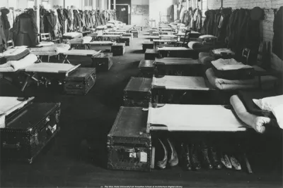 Hayes Hall Air Force bunks, 1918